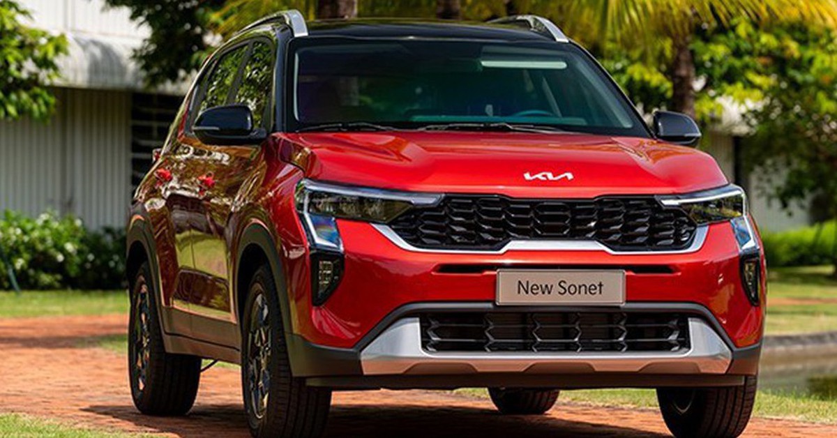 Kia Sonet giảm giá chạm đáy lịch sử