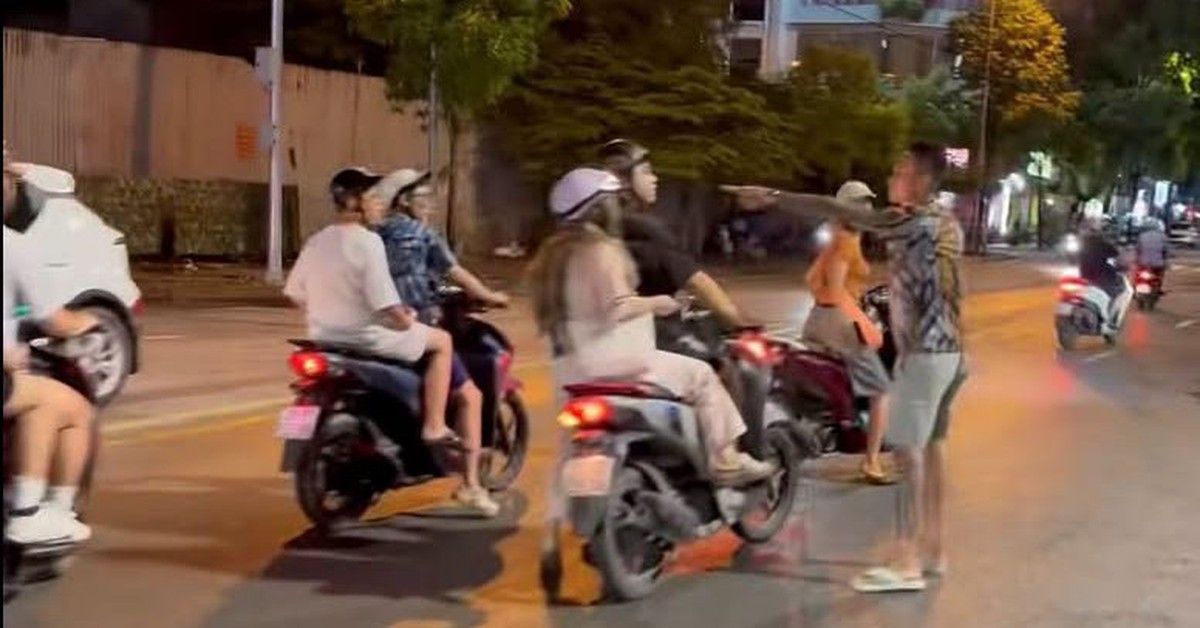 Công an xác định danh tính kẻ xăm trổ hành hung đôi nam nữ giữa đường ở Hà Nội