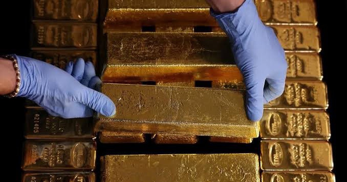 Quỹ lớn nhất thế giới mạnh tay "gom" hàng tấn vàng, giá lên cao nhất 3 tháng