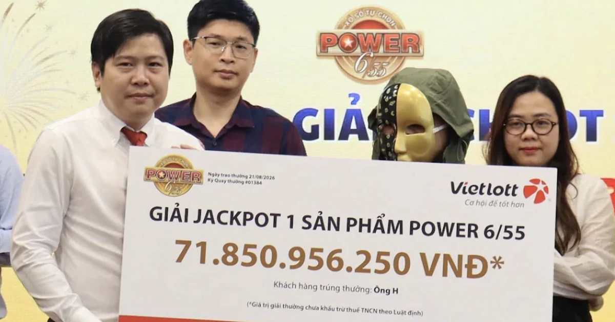 Người đàn ông hơn 1.100 lần trúng Vietlott tiếp tục ẵm giải gần 72 tỷ đồng