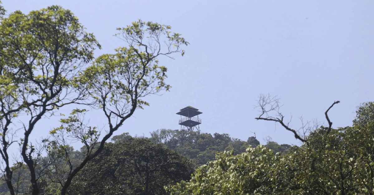 Đỉnh núi ở miền Trung đang được đề xuất xây khu du lịch như "Bà Nà Hills thứ 2": Cao hơn 1000m, ngày trời quang nhìn được ra tới biển