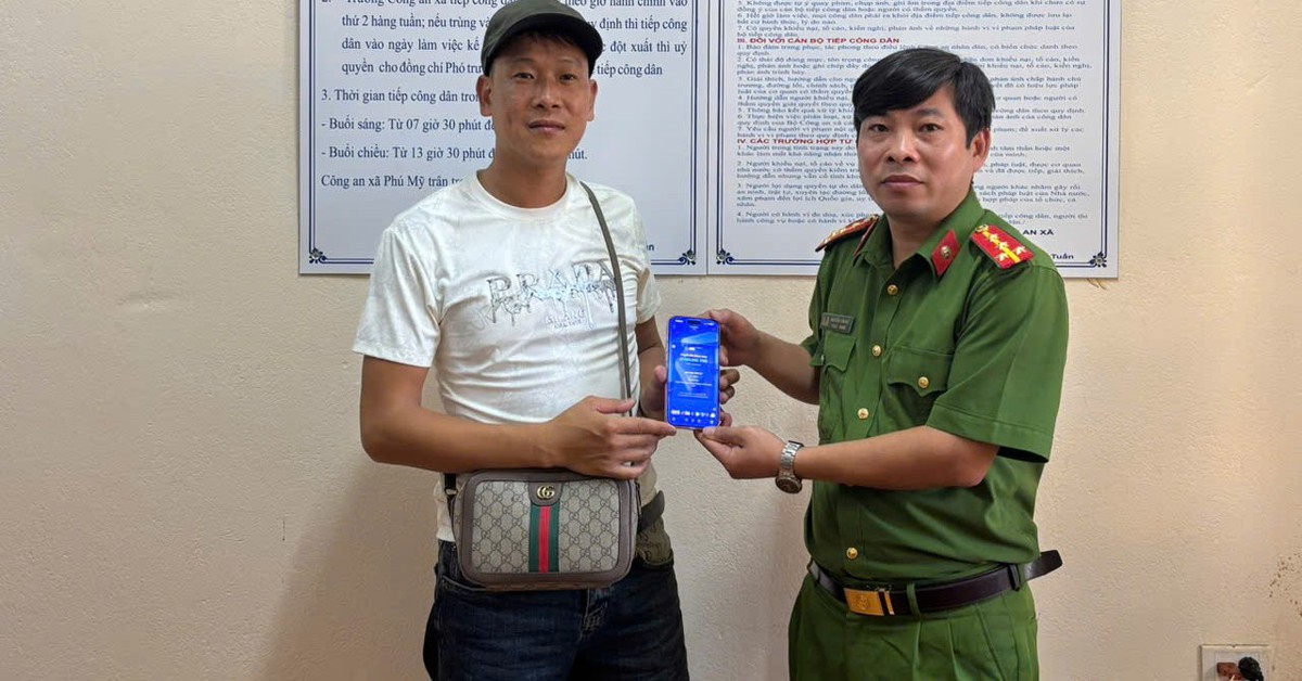 Công an xác minh giao dịch 61 triệu đồng được chuyển khoản qua Mobile Banking của Phạm Văn Tuấn