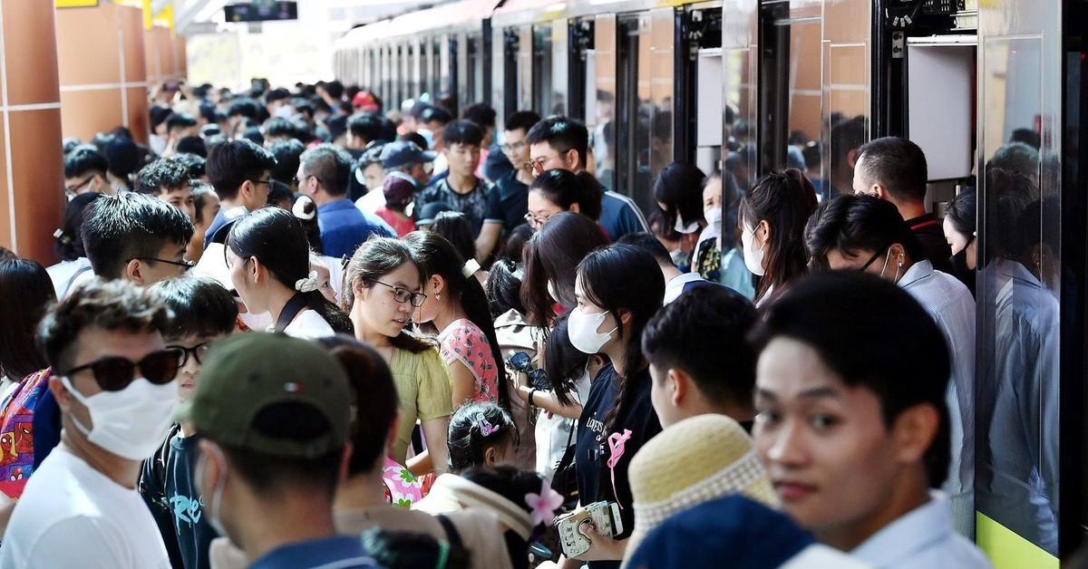 Ba nhóm người ở Việt Nam có thể được hỗ trợ thêm 5 triệu đồng/tháng nếu làm một việc, điều kiện là gì?