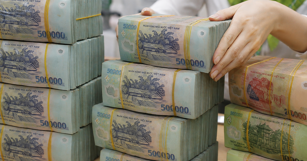 Không phải VietinBank hay BIDV, đây mới là ngân hàng có nhiều tiền gửi giá rẻ nhất, bằng cả Techcombank, VPBank, ACB, Sacombank cộng lại