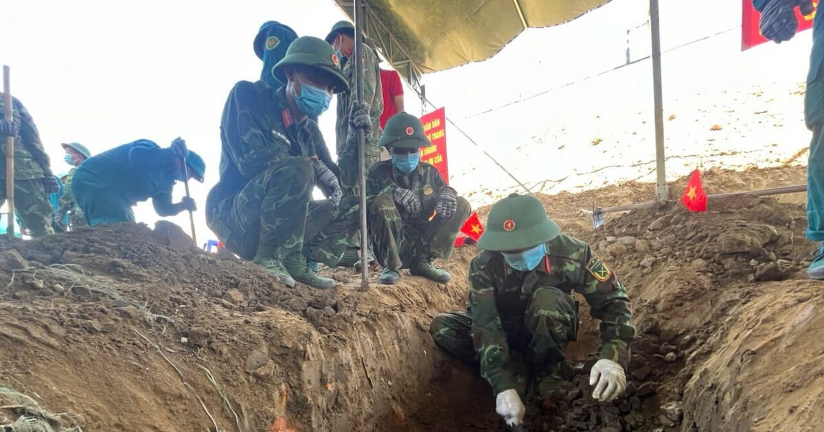 Tìm thấy 29 hài cốt liệt sĩ tại khu vực nhà lao Thành Diên Khánh