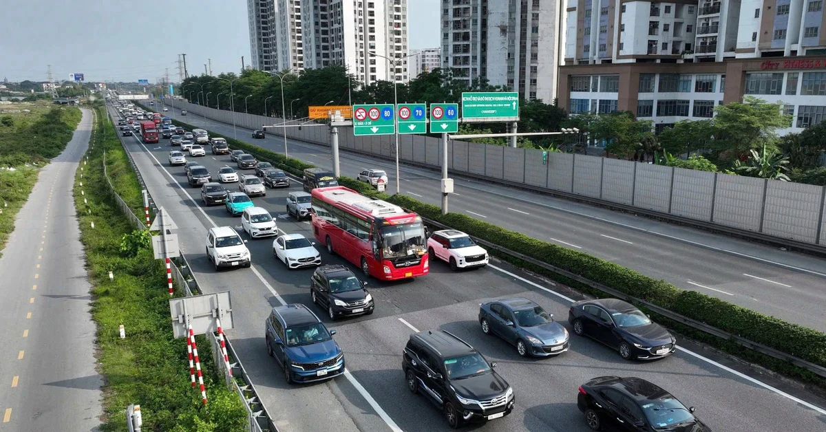 Cục CSGT nói về xử phạt phương tiện vi phạm khoảng cách trên cao tốc