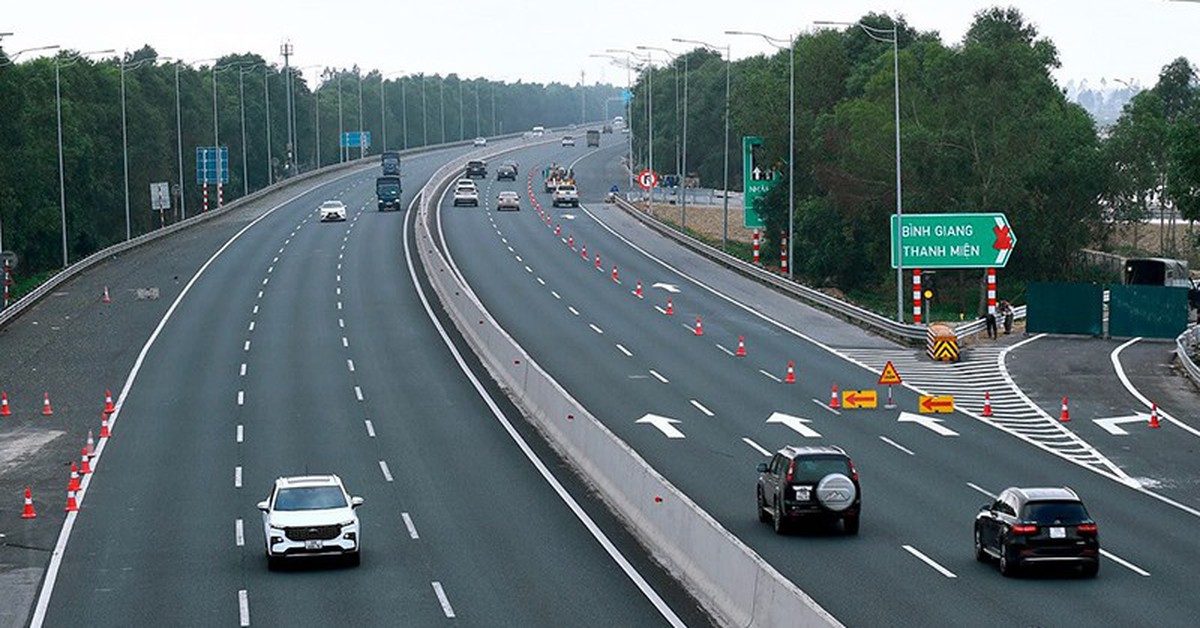 Cục CSGT thông báo về việc bắt đầu xử phạt lỗi không giữ khoảng cách an toàn trên cao tốc