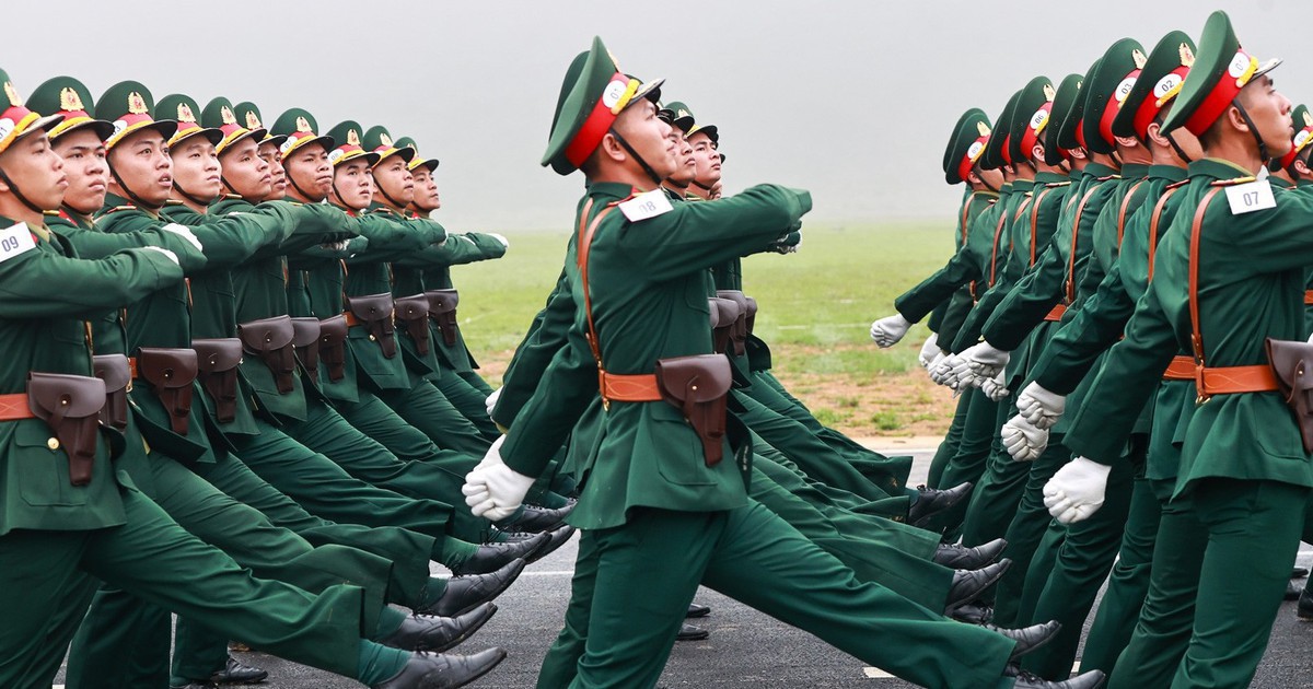 Đề xuất cách tính trợ cấp theo số năm công tác đối với quân nhân, công nhân, viên chức quốc phòng