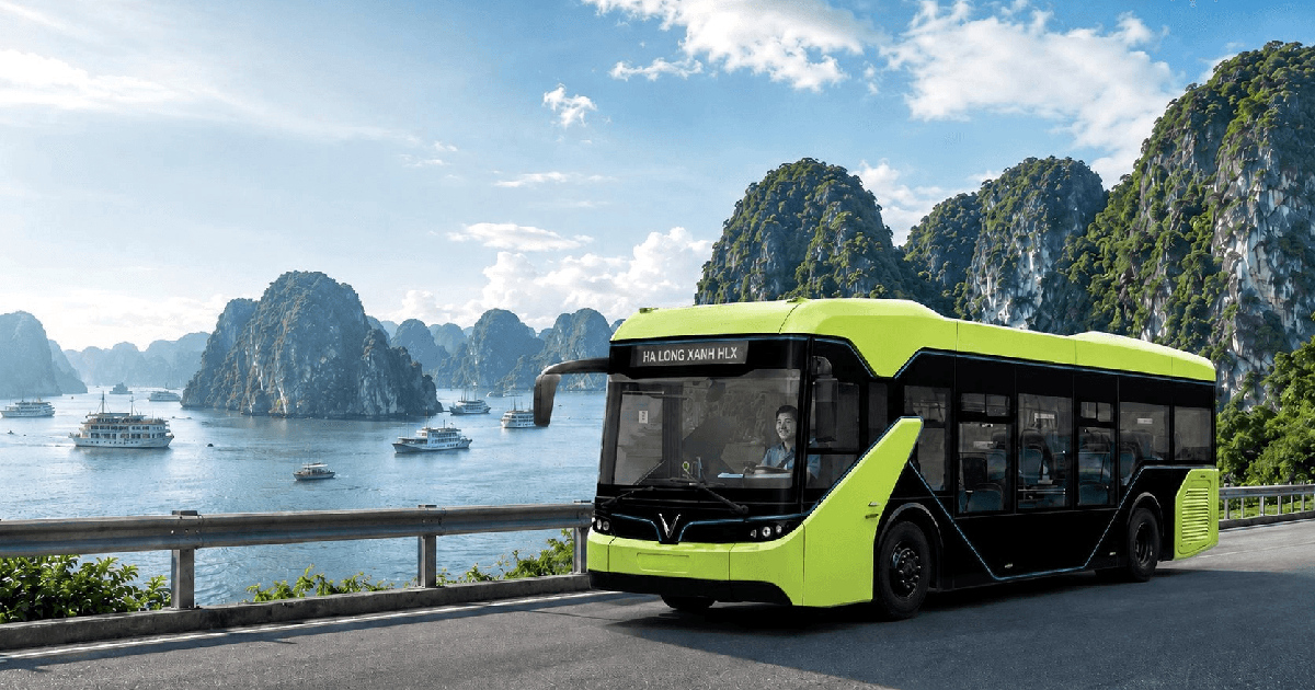 VinBus dừng tuyến xe buýt miễn phí Hà Nội - Hạ Long Xanh