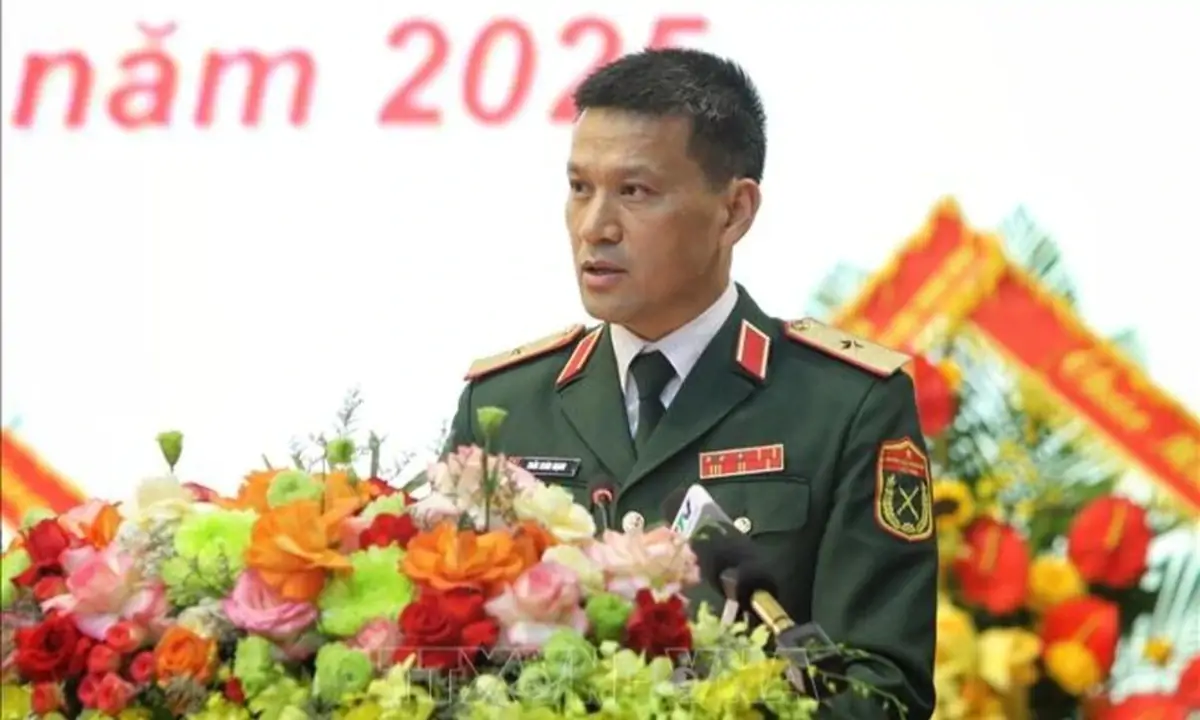 Thủ tướng điều động, bổ nhiệm, phê chuẩn nhân sự