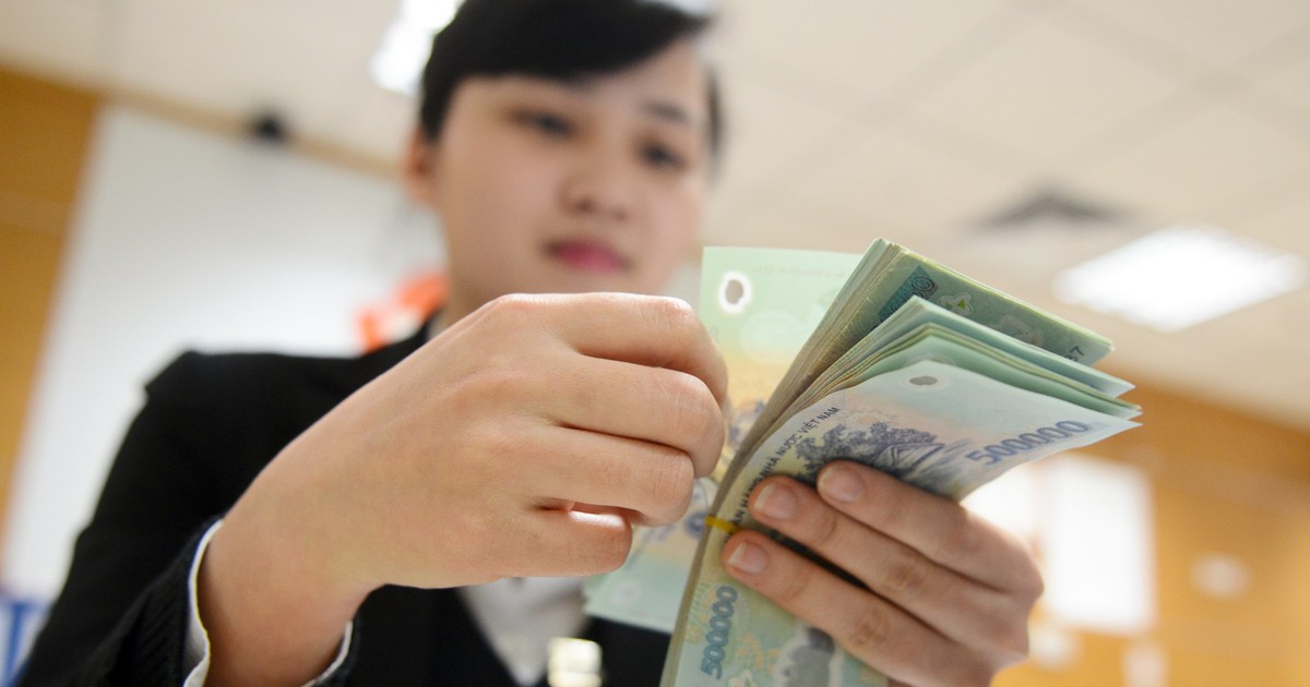 Một ngân hàng tăng 40% thu nhập cho nhân viên