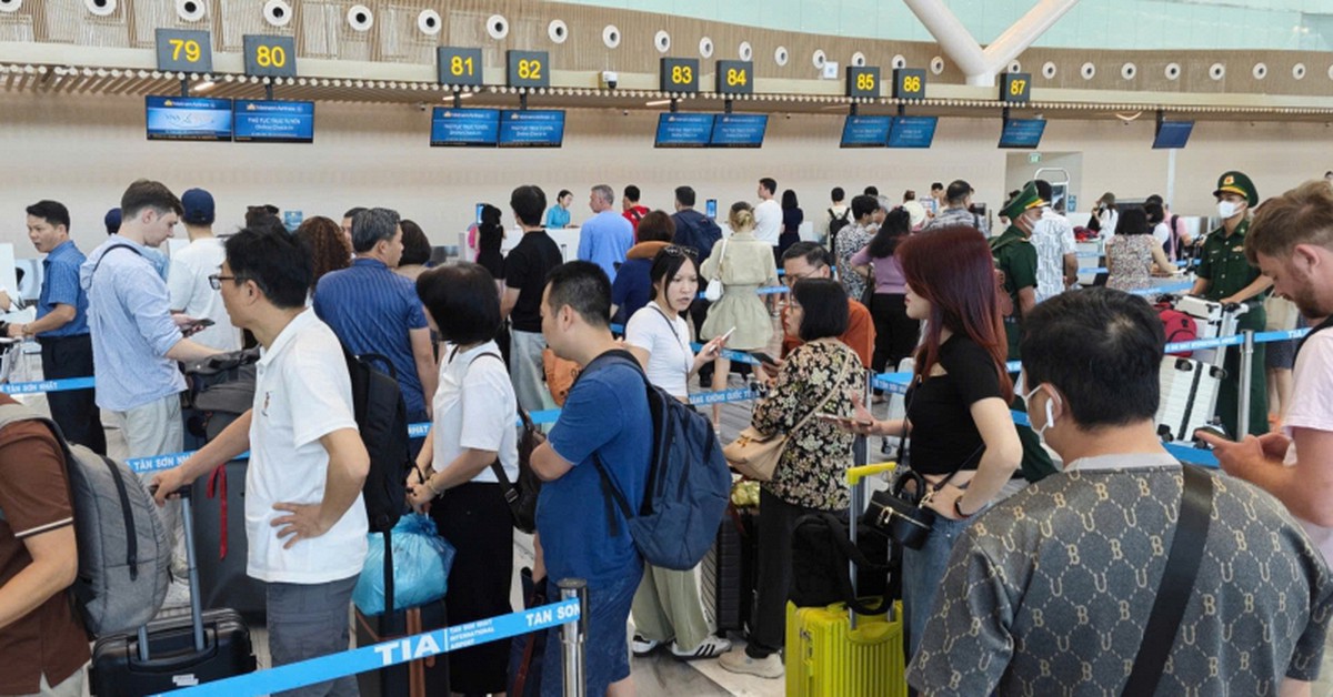 Tuyệt chiêu tự ký gửi hành lý sân bay chỉ trong 2 phút giúp bạn thoát cảnh xếp hàng