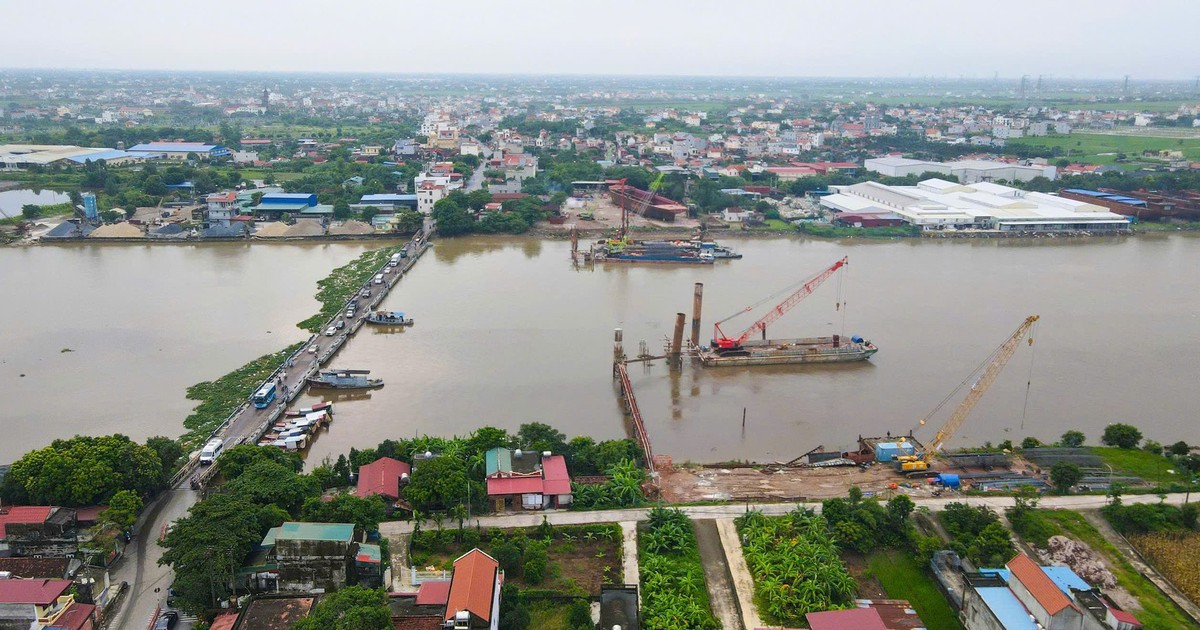 Diện mạo cây cầu vượt sông gần 600 tỷ đồng dần thành hình tại Ninh Bình