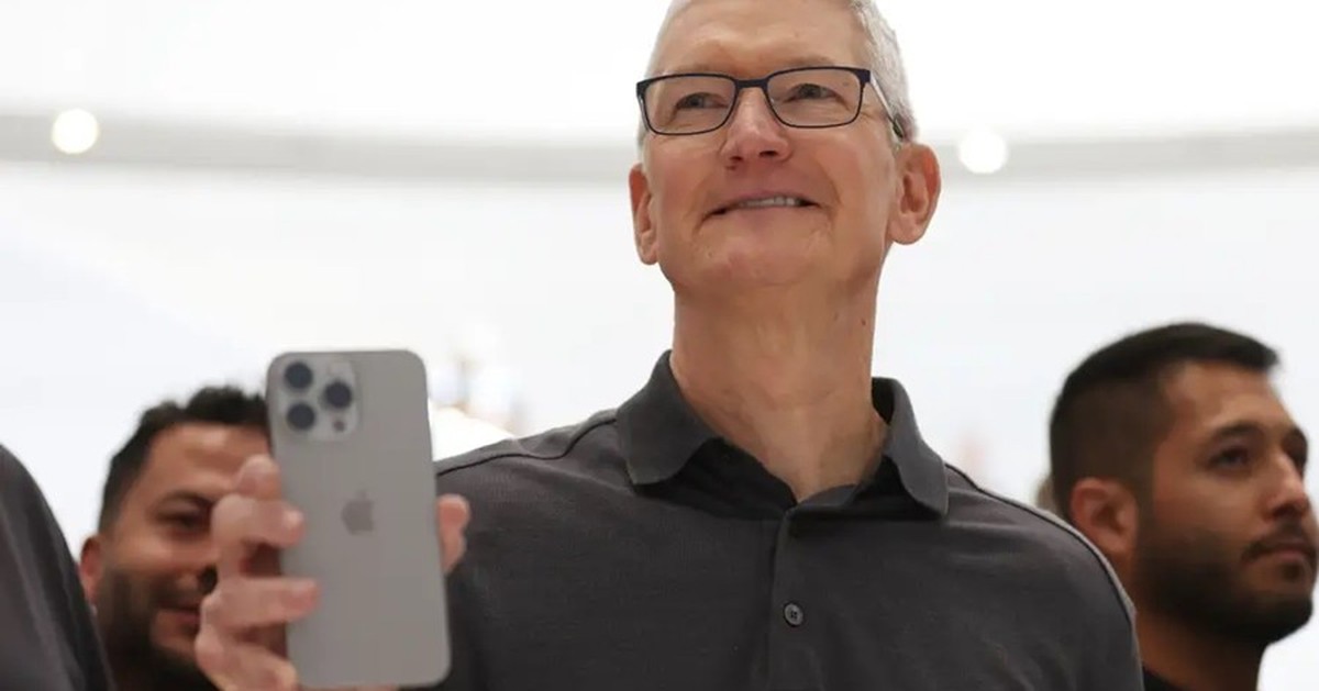 Tim Cook kết thúc chặng đường huy hoàng trên ghế CEO Apple