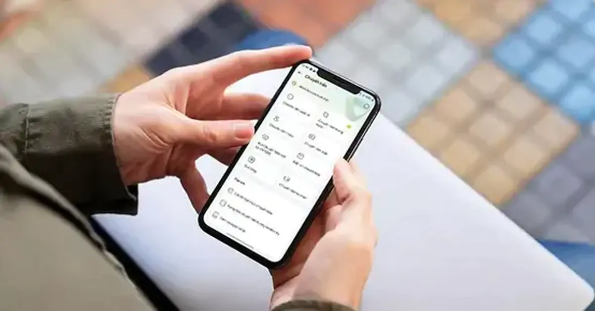 Công an xác minh giao dịch chuyển khoản 243 triệu đồng vào lúc 14 giờ 25 phút