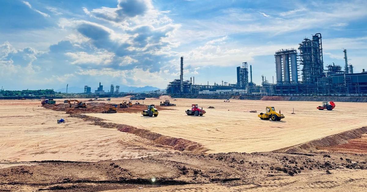 Dự án 1,5 tỷ USD của nhà máy lọc dầu đầu tiên tại Việt Nam có động thái quan trọng