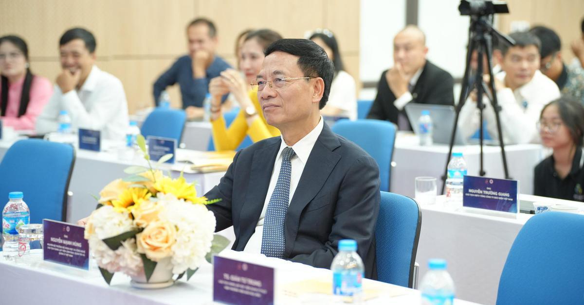 Nguyên Bộ trưởng KH-CN Nguyễn Mạnh Hùng lý giải lý do Việt Nam có nhiều doanh nghiệp khởi nghiệp thành công, nhưng lại ít doanh nghiệp thực sự lớn