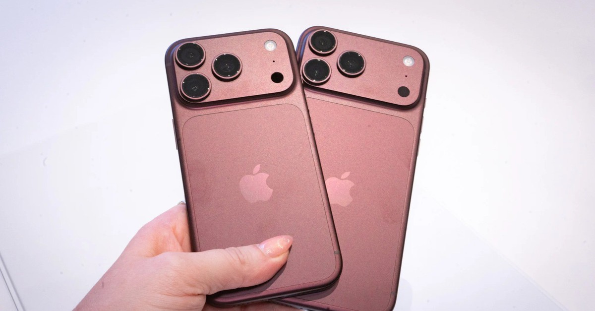 Quá hot: Giá tăng nhưng người Việt vẫn chi ra 300 tỷ để cọc iPhone mới