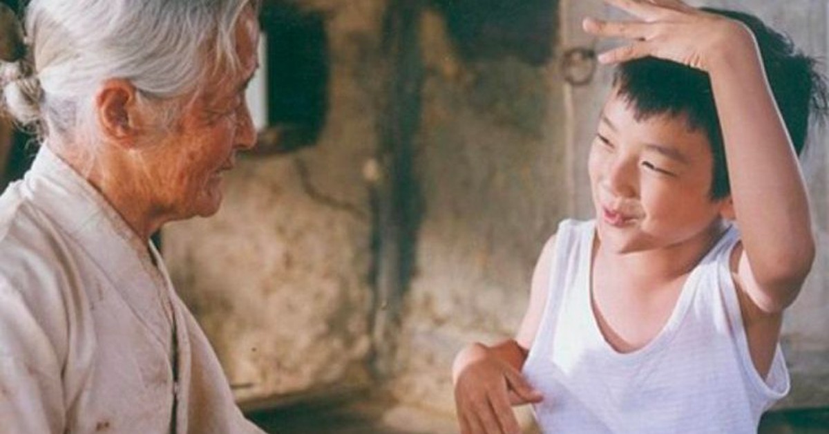 9 dấu hiệu dễ thấy ở đứa trẻ được nuôi dạy tốt