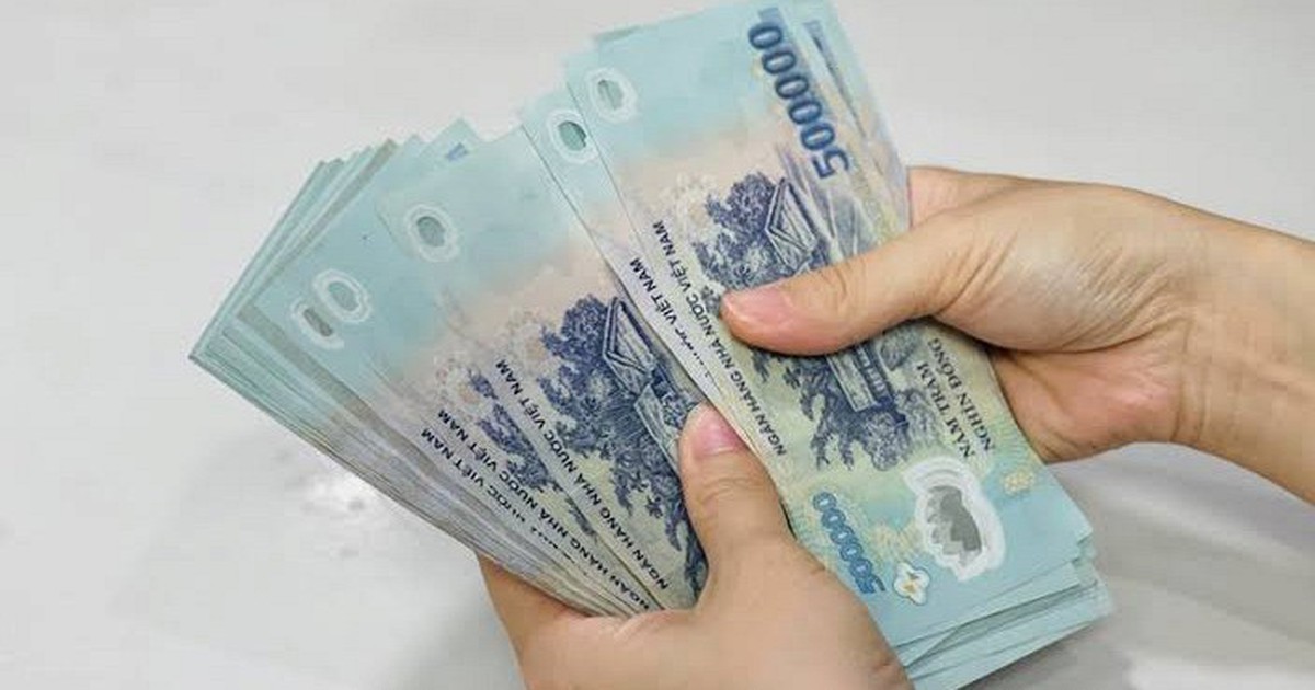 Phát hiện túi xách có 20 triệu đồng tiền mặt ở khu vực Hồ Hoàn Kiếm, công an vào cuộc xác minh thông tin