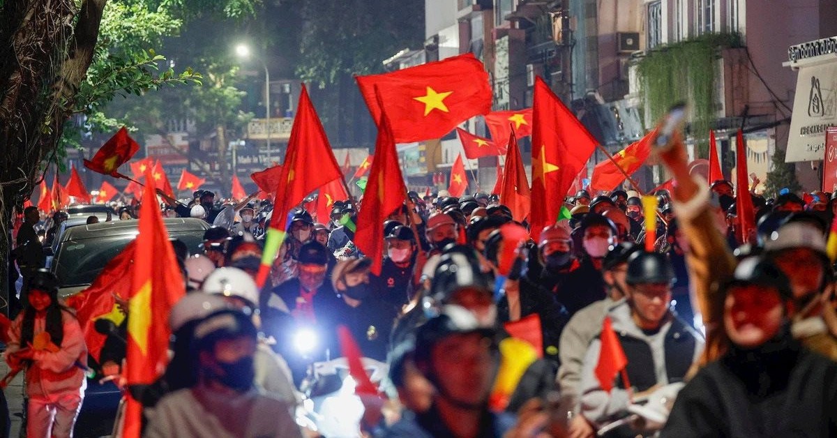 Việt Nam vừa chứng kiến kỷ lục gần 1 triệu tỷ đồng, Vingroup, Petrovietnam, Hòa Phát... có đóng góp lớn