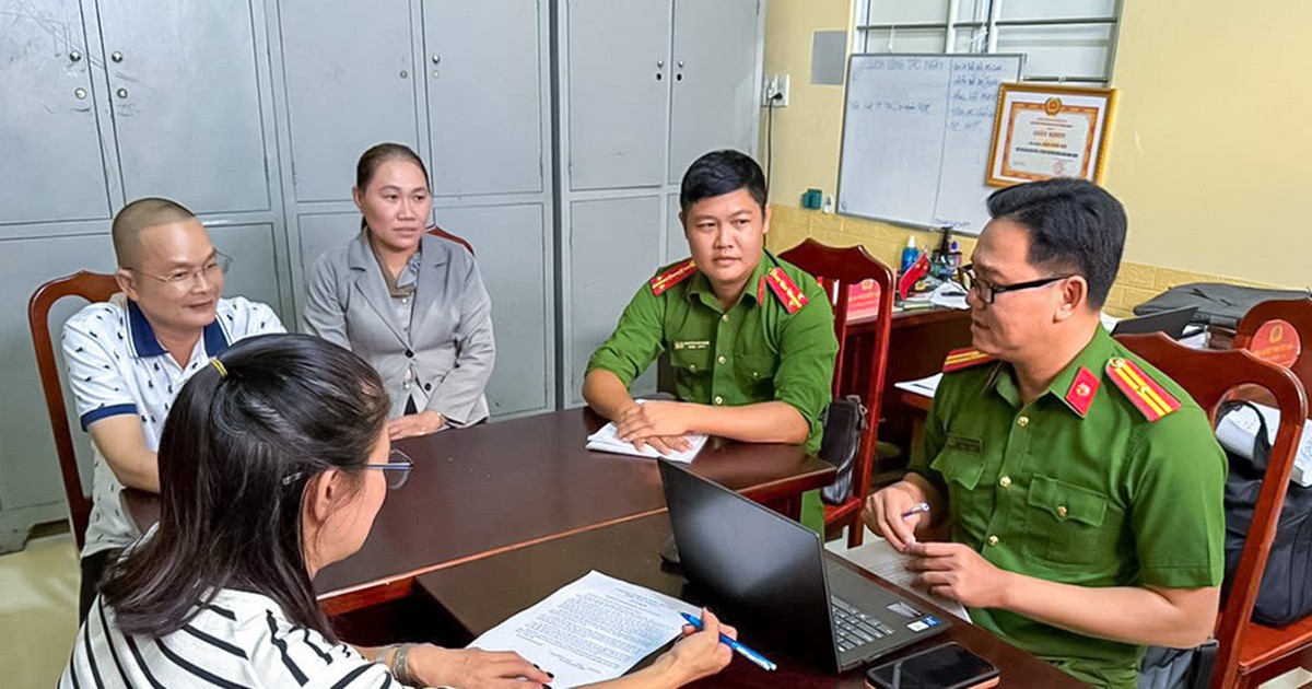 Tài khoản Nguyễn Thị Hồng Đậm nhận được số tiền lớn 399.999.999 đồng chuyển từ Nguyễn Thị Hồng Gấm SN 1982: Lo sợ lừa đảo, người dân lập tức báo công an