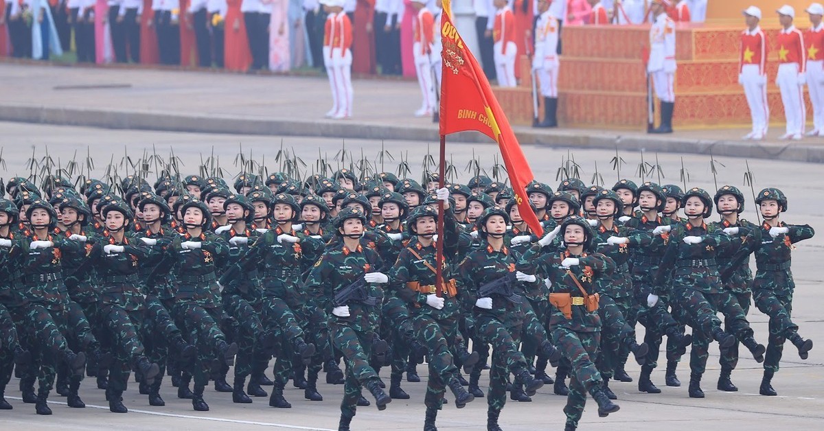 Tổ chức diễu binh, diễu hành tại Quảng trường Ba Đình dịp 100 năm thành lập Đảng