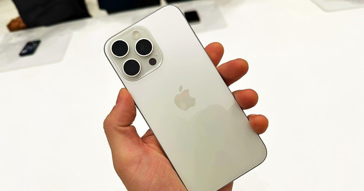 5 chiếc iPhone cũ giảm giá mạnh, đáng mua nhất sau khi iPhone 18 Pro Max ra mắt