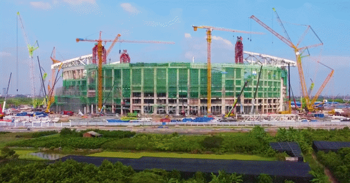 Dấu mốc choáng ngợp: Việt Nam nâng chuẩn xác mái vòm thép 8.600 tấn cho siêu SVĐ, do Vingroup xây dựng