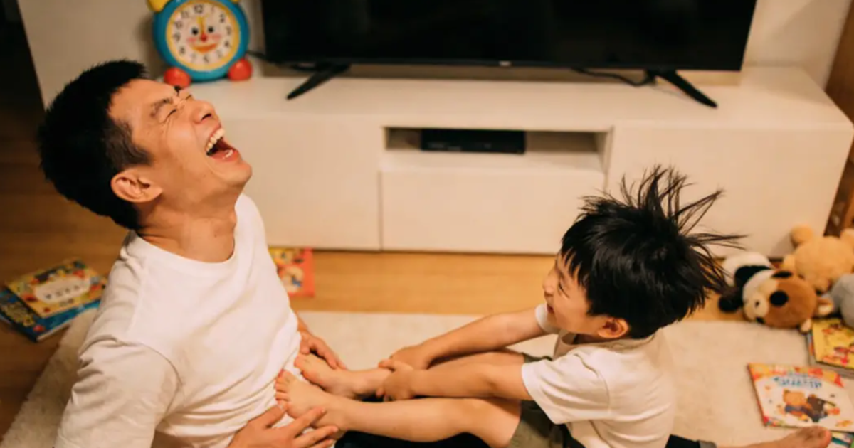 Nếu nhà bạn có con trai: Cho con 4 thứ này còn giá trị gấp ngàn lần tiền bạc, xe sang!