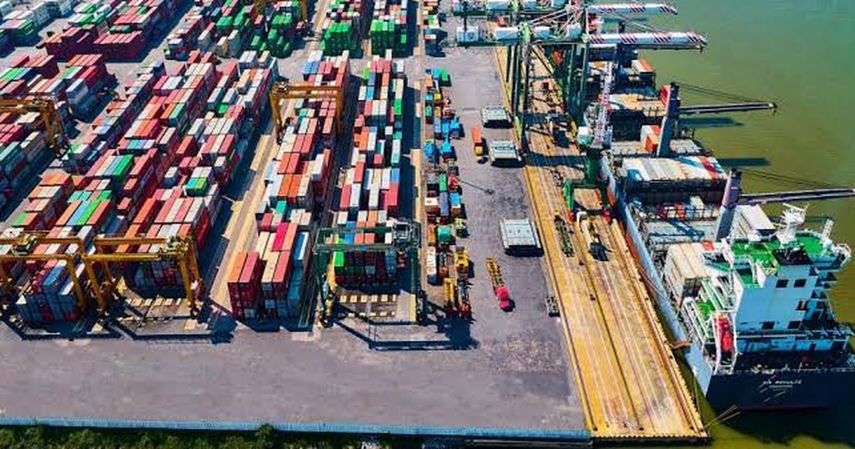 Lạ kỳ cảng biển có trị giá 11.000 tỷ đồng tại Hải Phòng: Cứ cuối quý lại tăng dựng đứng, vốn hoá gấp đôi công ty mẹ