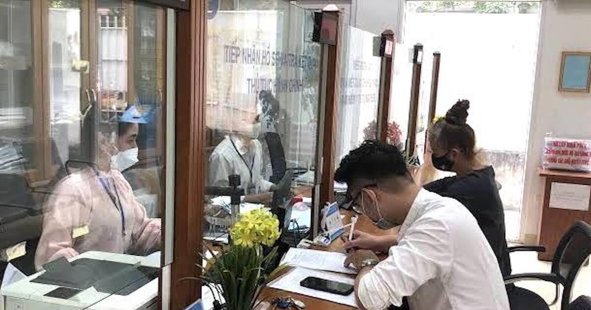 Hà Nội khuyến khích cán bộ tự nguyện từ chức khi không đáp ứng yêu cầu