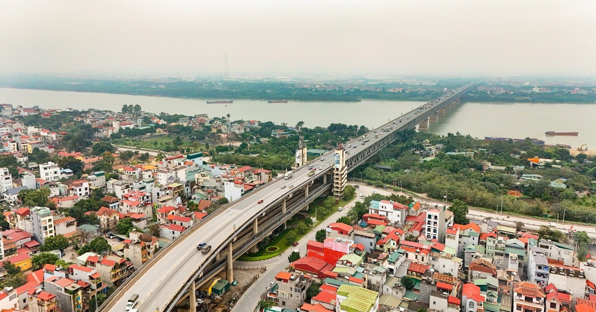 Cây cầu vượt sông 2 tầng đầu tiên và duy nhất tại Việt Nam