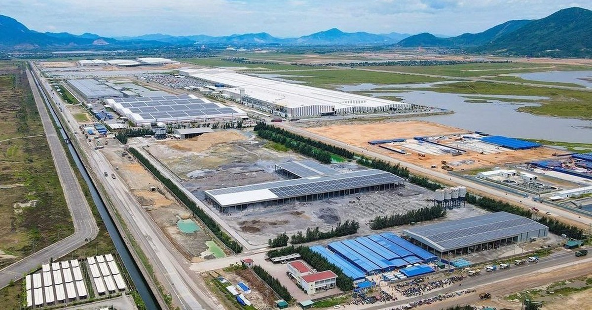 Công ty thép của tỷ phú Phạm Nhật Vượng tuyển 82 nhân sự cho dự án gần 80.000 tỷ đồng tại Hà Tĩnh