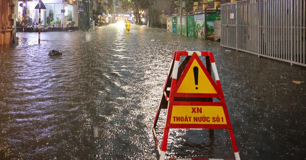 Hà Nội ra mắt app "Bản đồ mưa ngập", nhận cảnh báo cách tới 100km