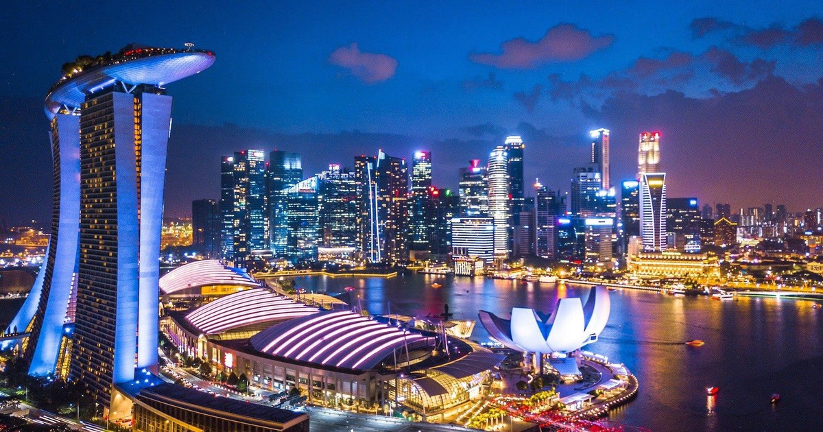 GDP Việt Nam đã vượt Singapore chưa?
