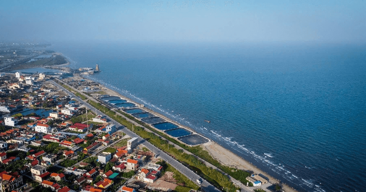 Không phải Hạ Long, Cát Bà, miền Bắc có bãi biển dài hơn 7km nhiều người chưa biết: Ở tỉnh vừa đón gần 20 triệu lượt khách, đang chờ ngày "lột xác" thành thiên đường