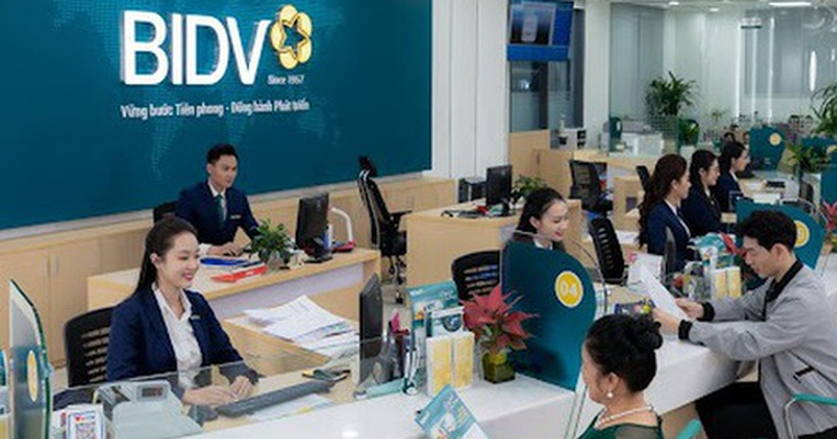 Gửi 100 triệu đồng Vietcombank, BIDV, VietinBank, Agribank, mỗi tháng nhận về bao nhiêu tiền lãi?