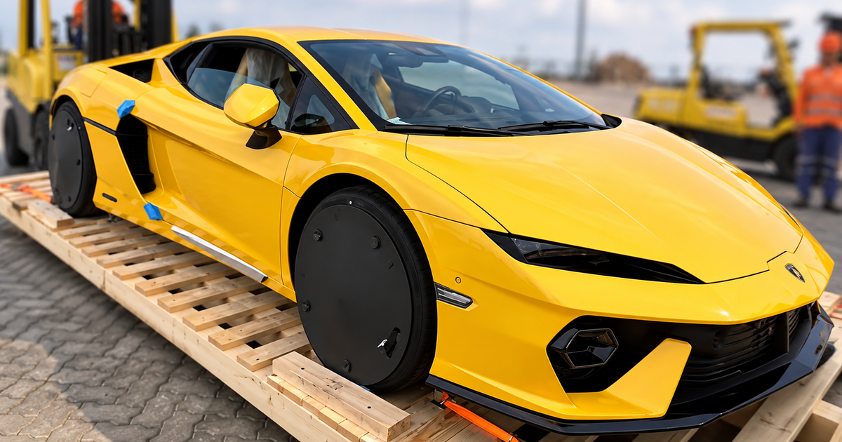 Ông Nguyễn Quốc Cường dùng Lamborghini làm giải thưởng cho khách mua căn hộ