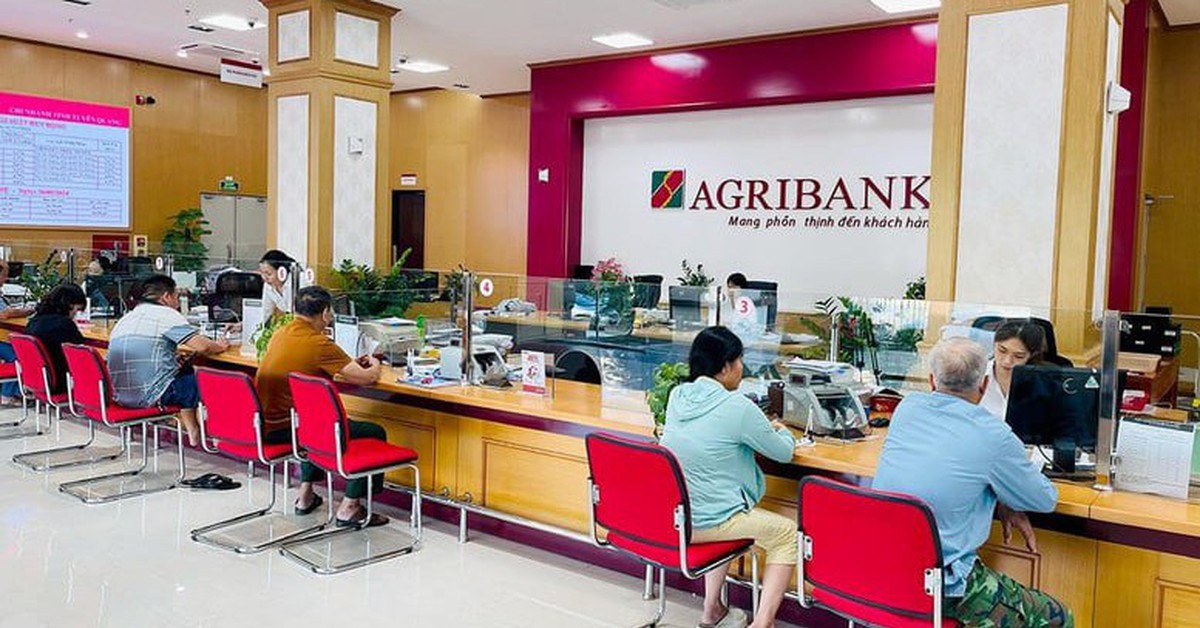 Có 200 triệu gửi tiết kiệm ở Agribank, BIDV, Vietcombank, VietinBank nhận về bao nhiêu tiền lãi?