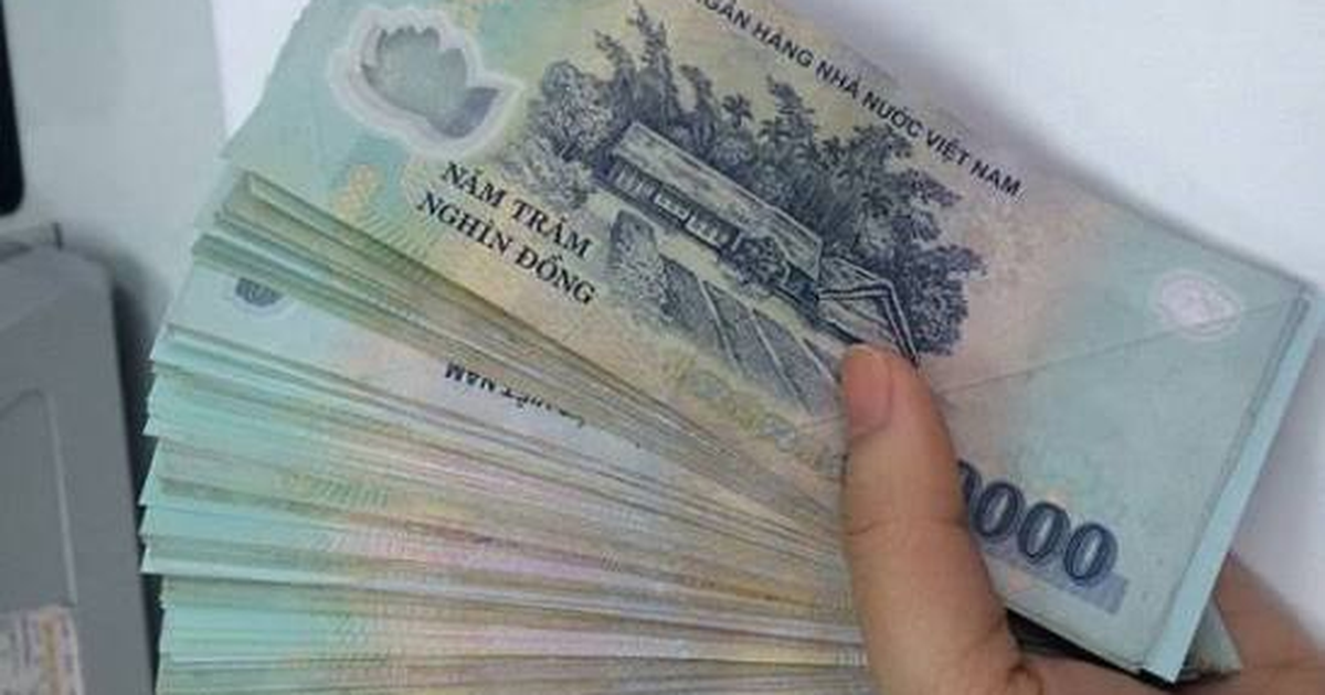 Công an cảnh báo: Nhiều người cao tuổi âm thầm tự đi gửi tiền hưởng lãi cao, đến khi đột ngột không rút được tiền về