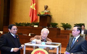 Đồng chí Võ Văn Thưởng được giới thiệu để Quốc hội bầu giữ chức vụ Chủ tịch nước
