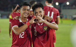Người hùng Bùi Vĩ Hào tiết lộ lý do khiến U23 Việt Nam đá sung dưới cơn mưa tầm tã