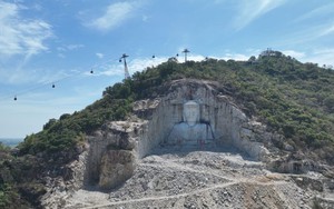 Bức tượng Phật trên vách núi của Việt Nam: Vì sao vượt Lạc Sơn Đại Phật để phá kỷ lục thế giới?