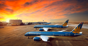 Cổ phiếu Vietnam Airlines đột ngột hạ độ cao, quỹ ngoại đặt niềm tin lớn vẫn còn lãi