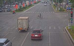 Mazda CX-5 2026 lộ diện r&otilde; n&eacute;t: Cụm đ&egrave;n mảnh kh&aacute;c hẳn đời cũ, m&acirc;m mới, c&oacute; thể d&ugrave;ng động cơ tiết kiệm hơn cạnh tranh CR-V - Ảnh 11.