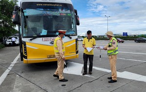 Subaru Outback giảm giá 500 triệu tại đại lý dịp cận Tết: Giá thực tế còn gần 1,6 tỷ đồng, tiệm cận Palisade bản 'full option' - Ảnh 9.