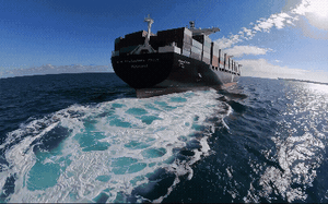 "Nữ tướng ngành sữa Việt Nam" được Tạp chí Mỹ vinh danh: Top 100 Phụ nữ quyền lực nhất châu Á năm 2025- Ảnh 3.