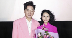 Nhạc sĩ Nhuận Ph&uacute; được T&ugrave;ng Dương cho tiền: &ldquo;Đ&oacute; l&agrave; kỷ niệm khiến t&ocirc;i x&uacute;c động đến tận b&acirc;y giờ&rdquo;