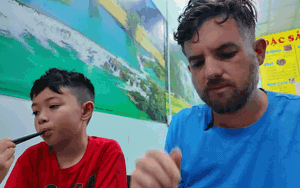 Không phải bánh mì, đây mới là đặc sản Việt khiến đầu bếp Mỹ tiếc hùi hụi vì hơn 10 năm mới được nếm thử